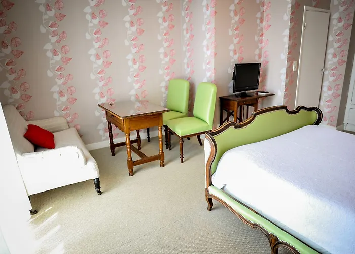 Отель Les Goelands Сен-Жан-де-Люз